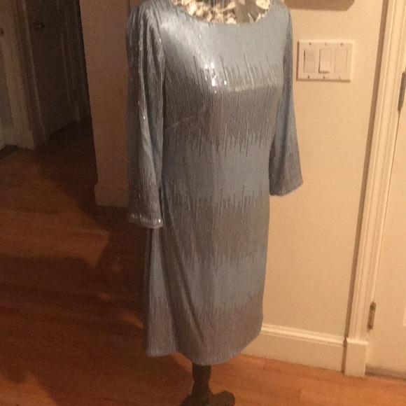 Vince Camuto size 10 blue sequin dress 3/4 sleeve above the knee back ziip - Picture 6 of 16